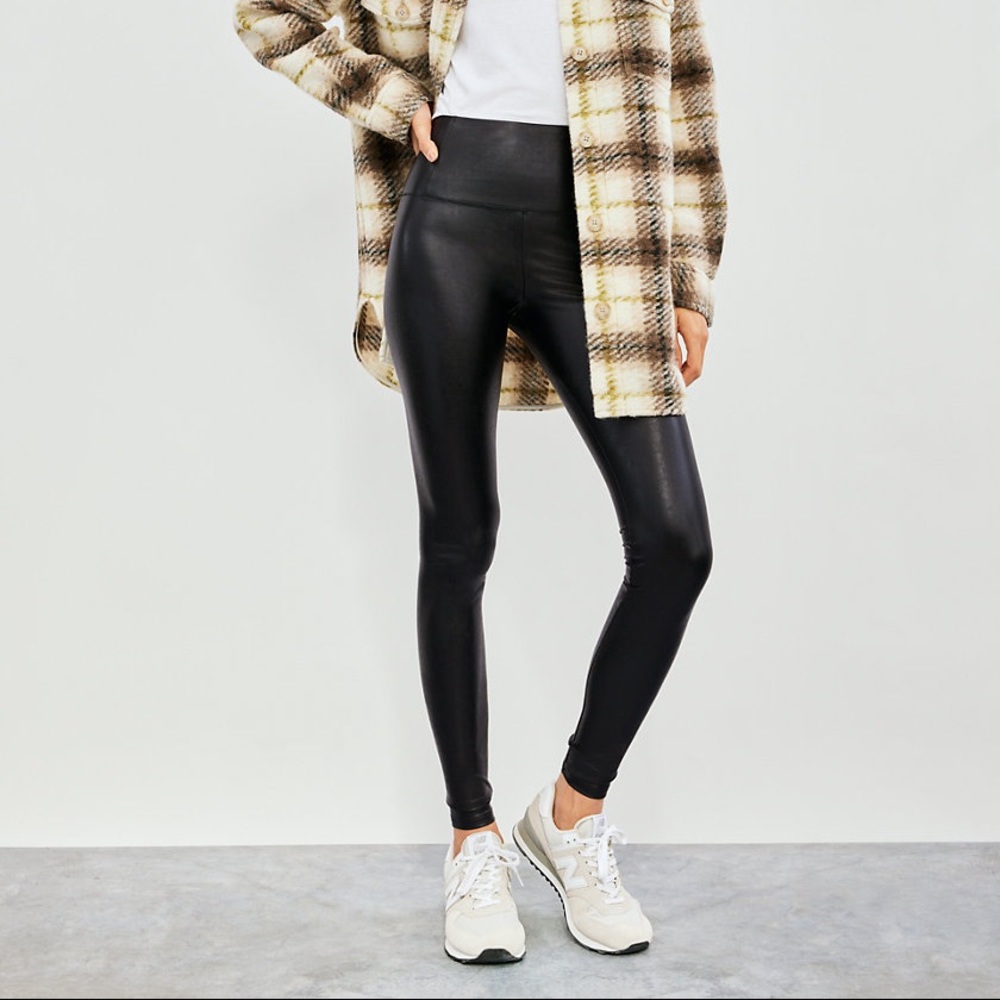 Aritzia Wilfred Free Daria Black Faux Leather High Rise Legging Pant